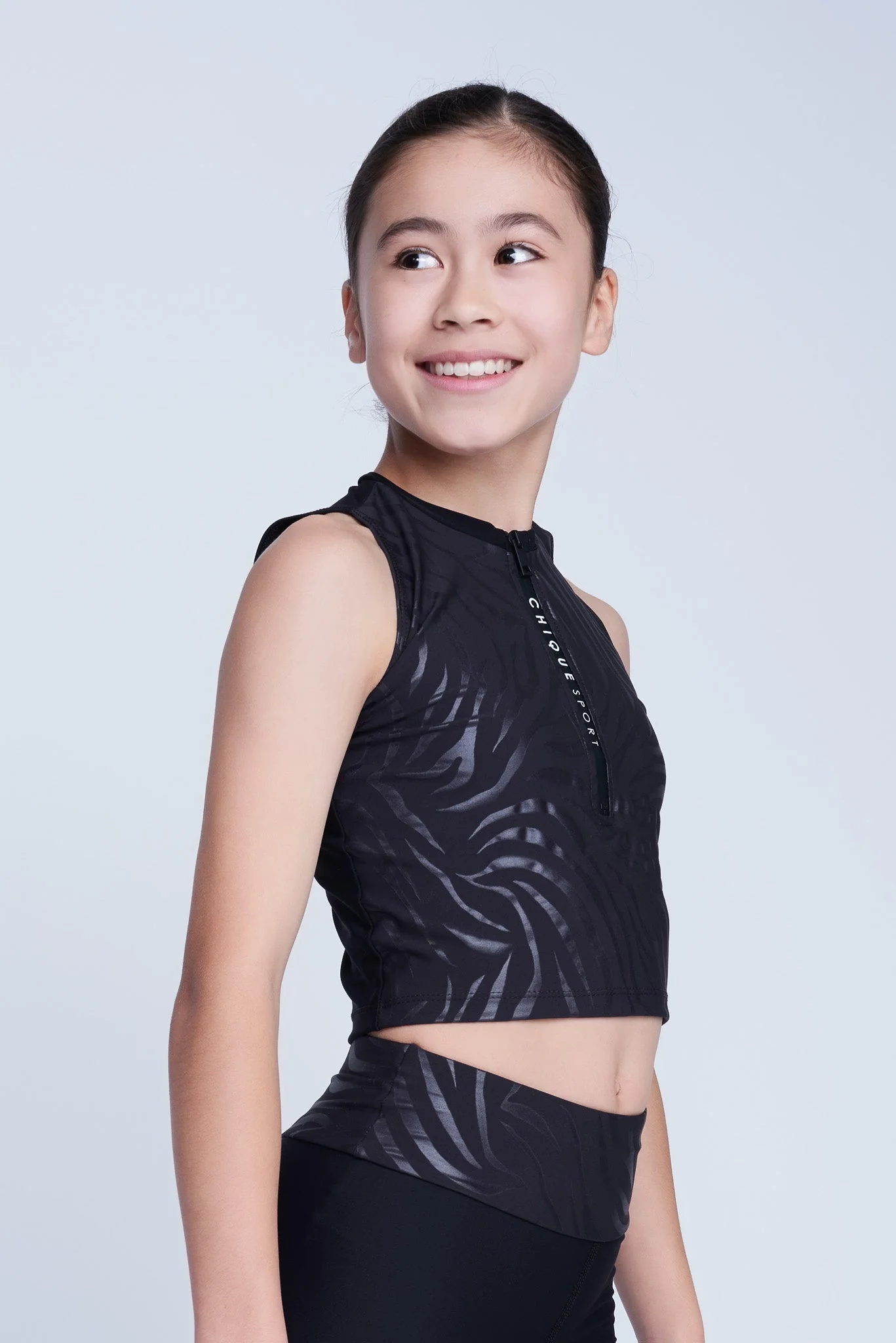 Iconic Crop Top in Black - Image 10