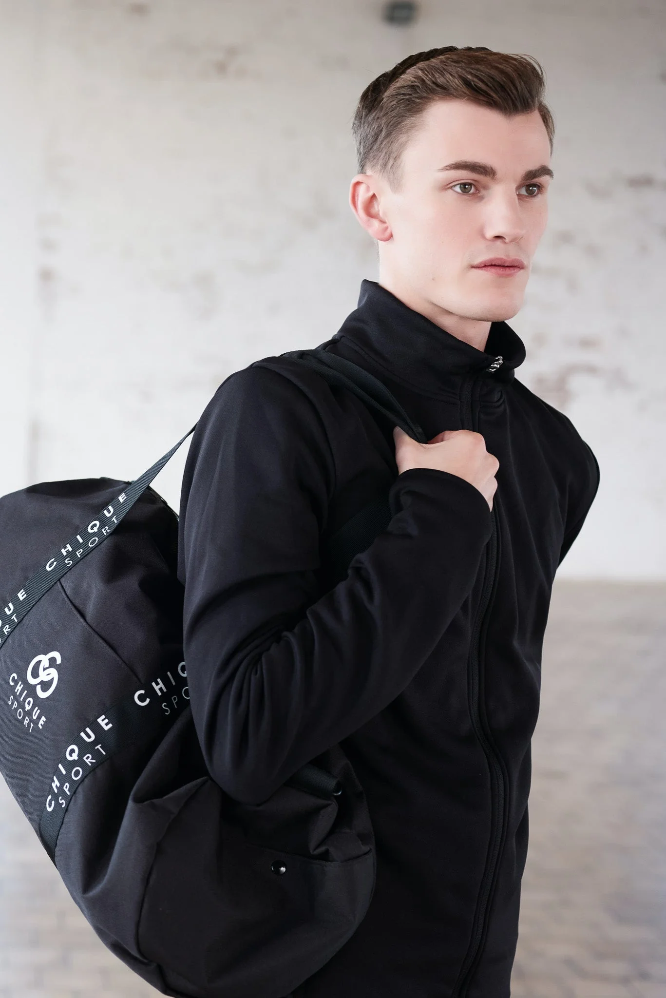 Iconic Full-Zip Jacket Mens - Image 12