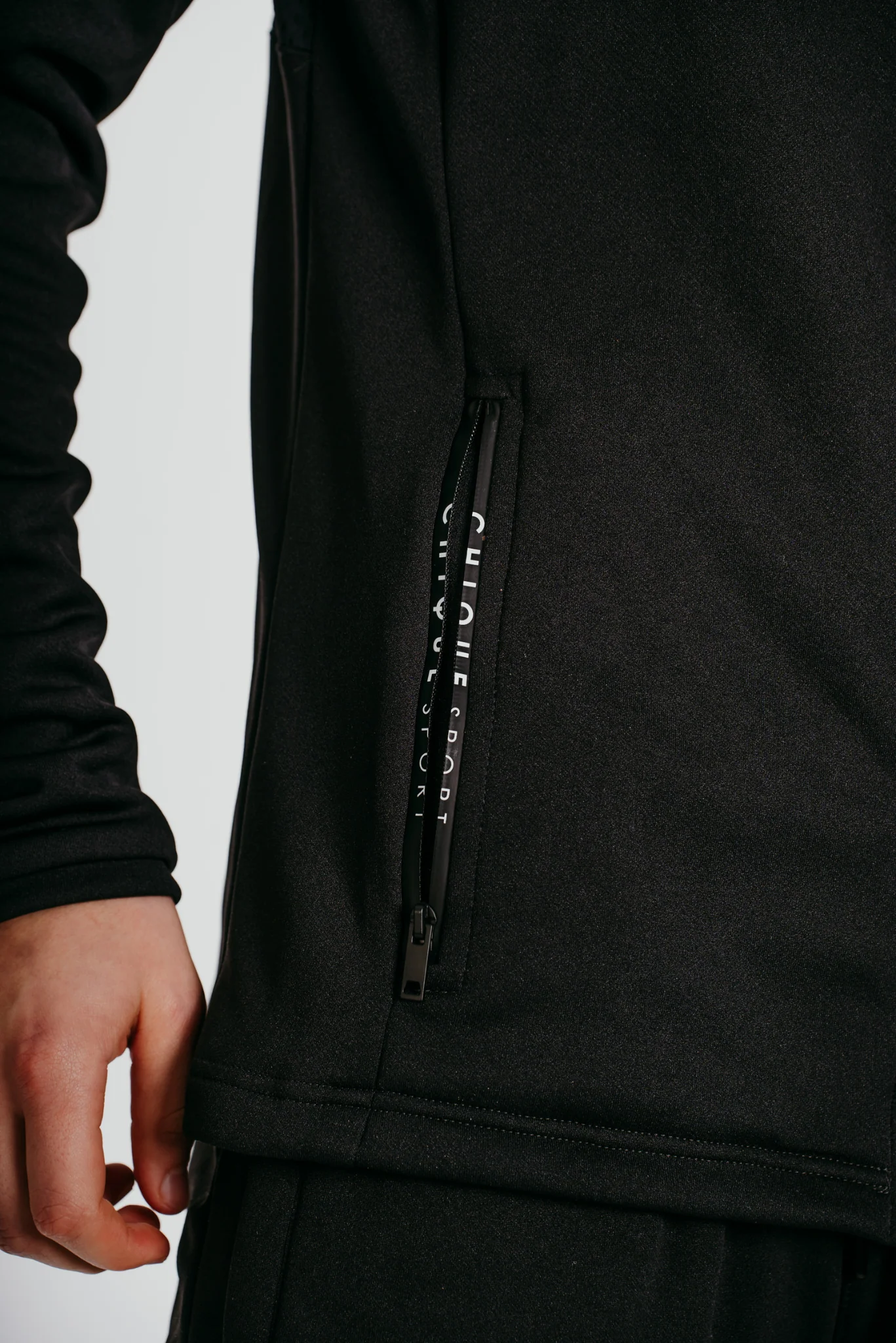 Iconic Full-Zip Jacket Mens - Image 15