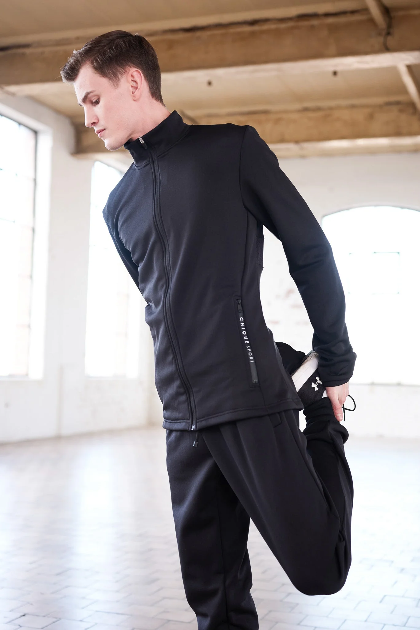 Iconic Full-Zip Jacket Mens - Image 5