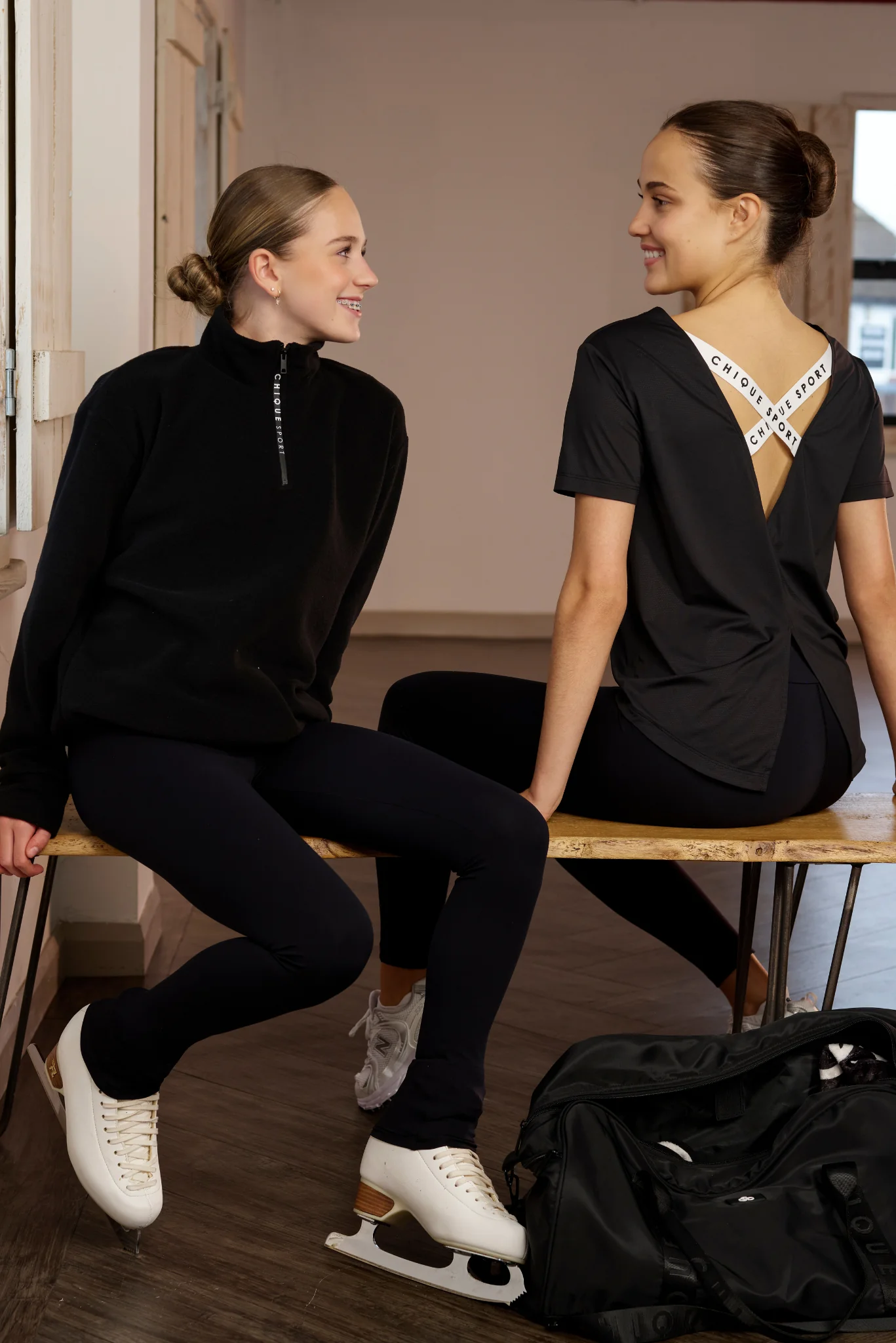 Onyx Loose Fit T-shirt - Image 5