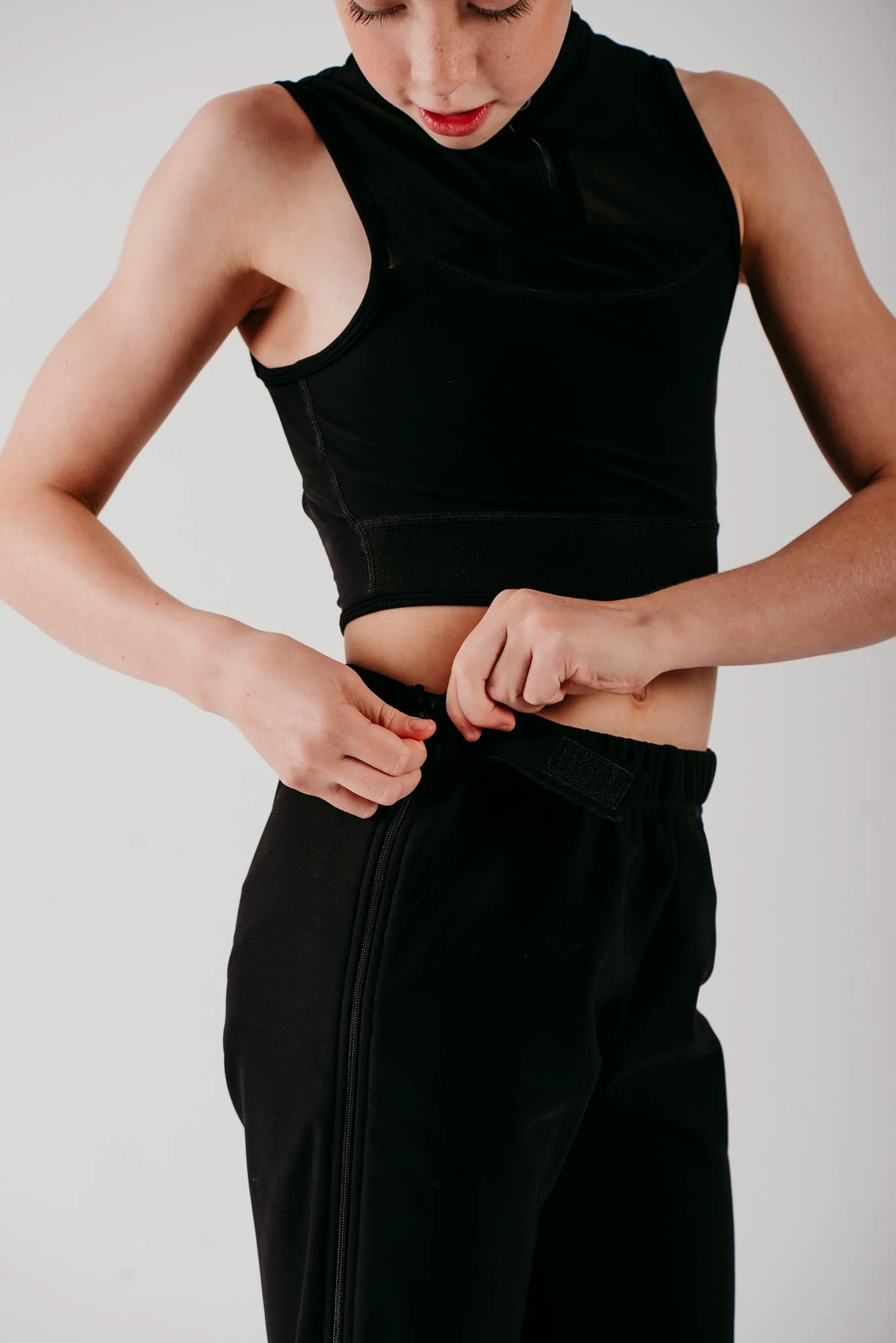 Phoenix Full Zip Trousers - Image 10