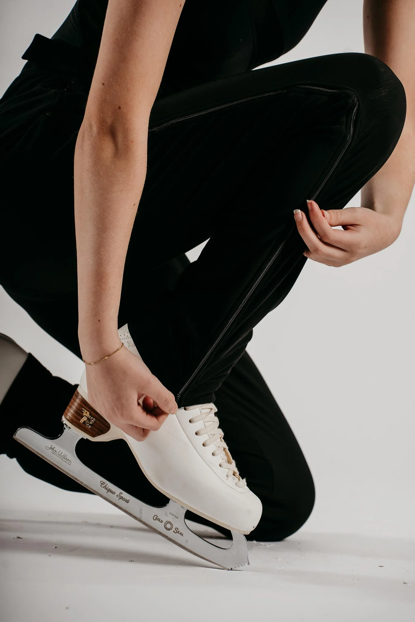 Phoenix Full Zip Trousers - Image 14