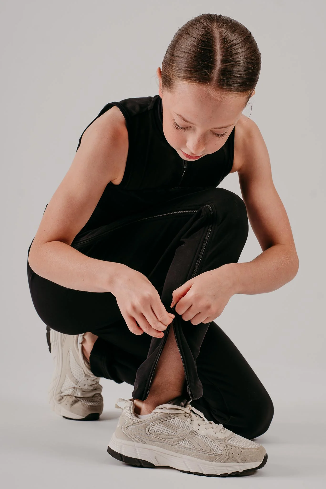 Phoenix Full Zip Trousers - Image 8