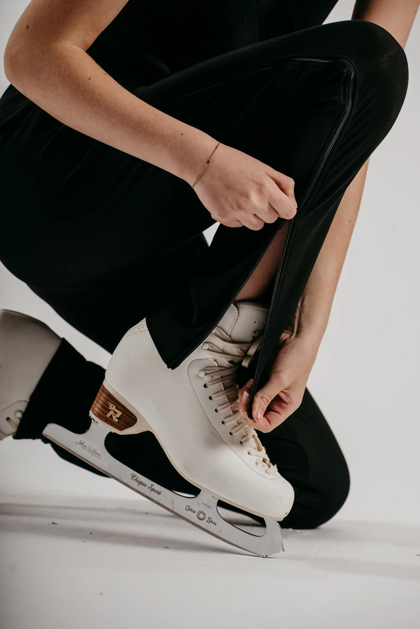 Phoenix Full Zip Trousers - Image 9