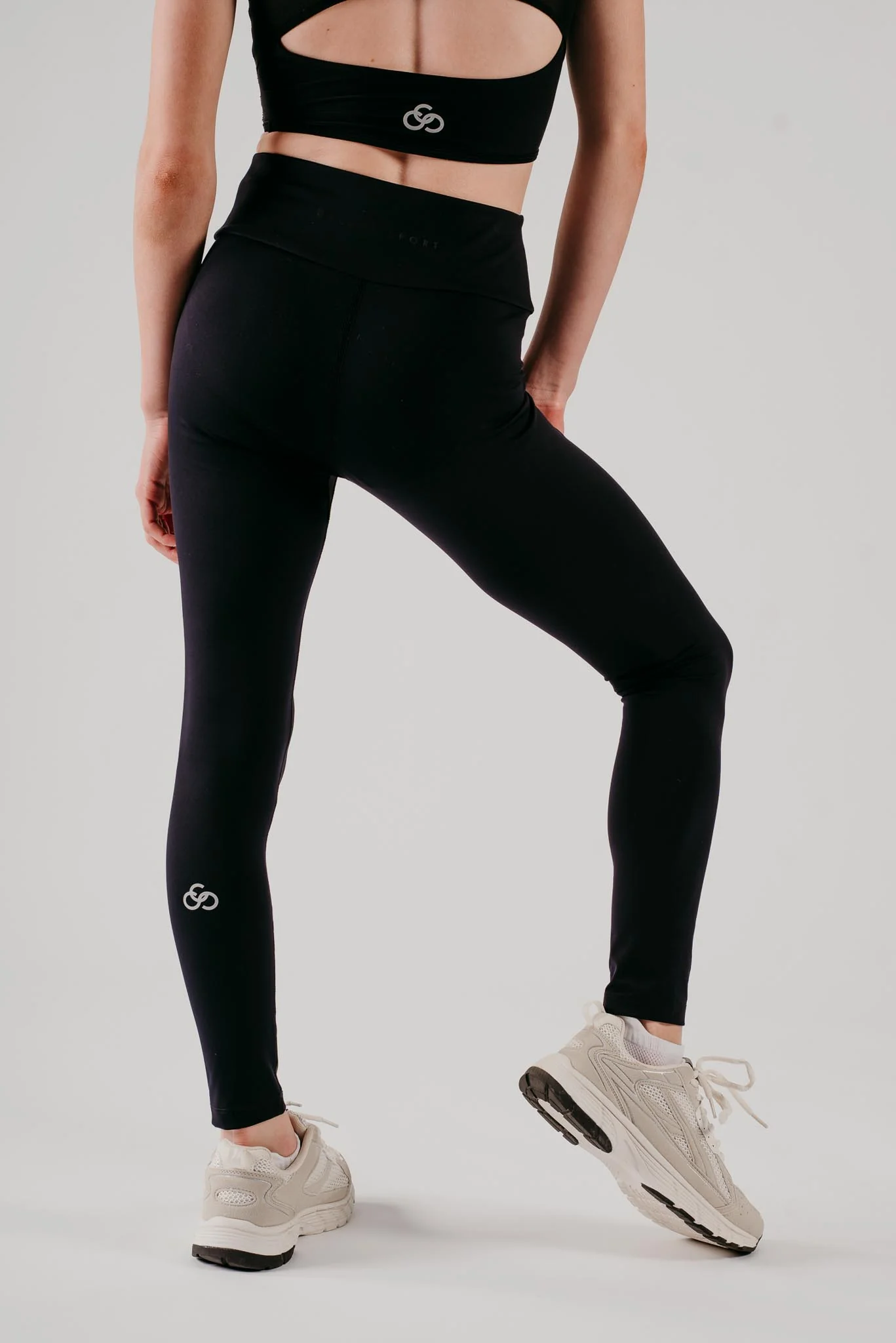 Phoenix Off Ice Leggings in Black - Image 5
