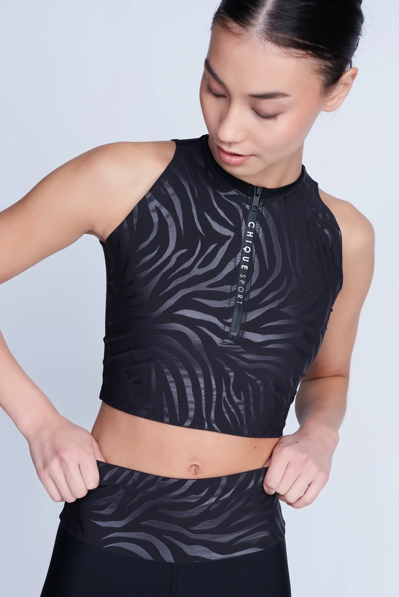 Iconic Crop Top in Black - Image 17