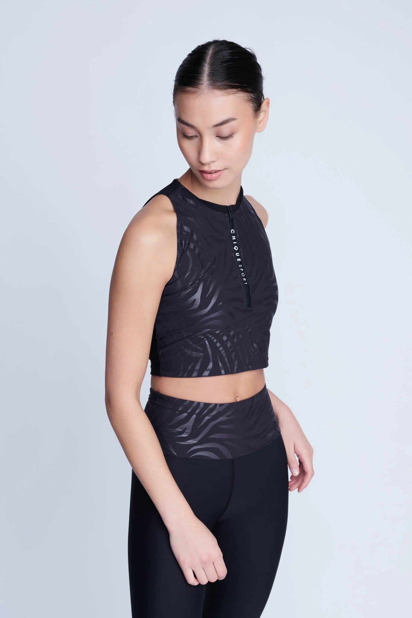 Iconic Crop Top in Black - Image 8