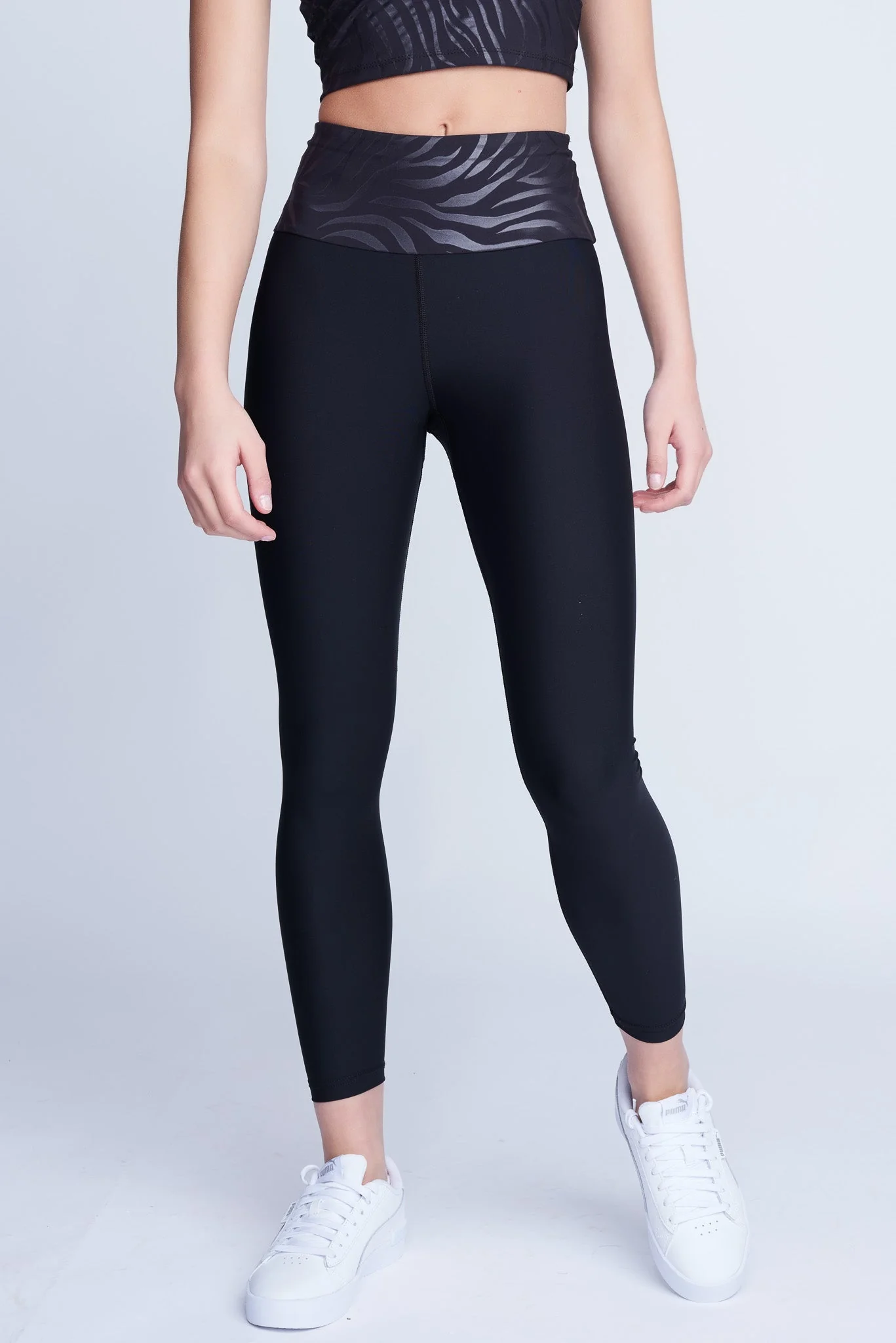 Iconic Off-Ice Leggings - Image 12